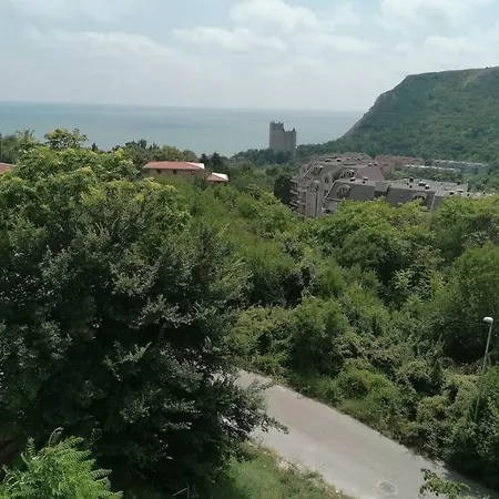 Victoria 42,green, Peaceful And Relaxing Апартамент Каварна